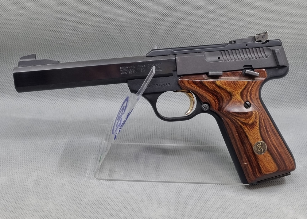 Pent brukt Browning Buck Mark STD 22LR.