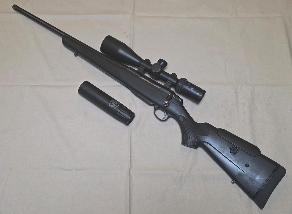Tikka T3x LINKS kal 6,5x55 Adj. m/Zeiss V4 3-12x56 m/lys og ASV og A-Tec V2. Ubetydelig brukt.