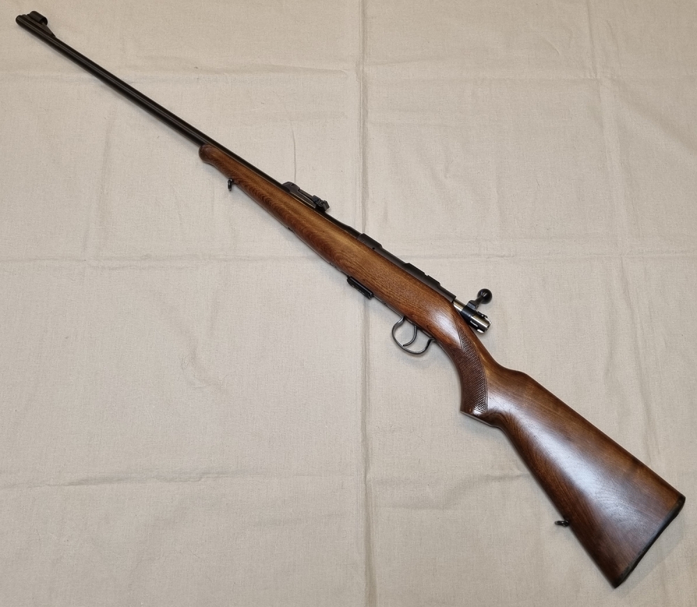 Brno Modell 2 Salonggevær kal. 22LR pent brukt